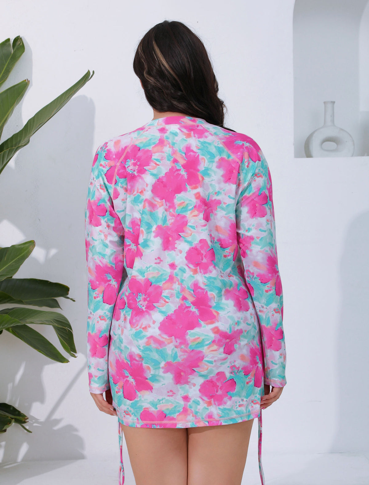 Sunny Escape Plus Size Drawstring Rash Guard Shirts with Front Pockets